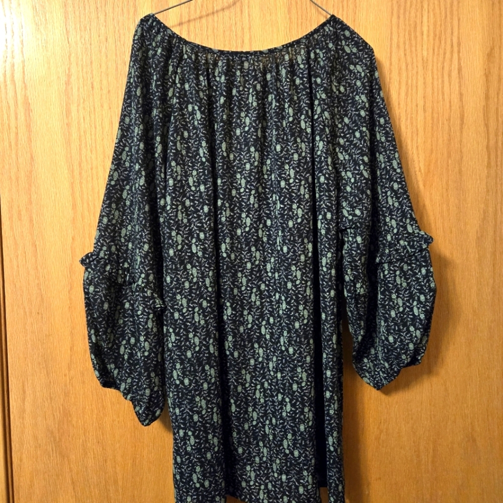 NWT Beacon Apparel Top - Picture 2 of 2